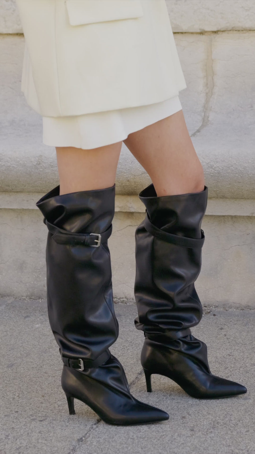Botte Valentine en mouvement — Cadence