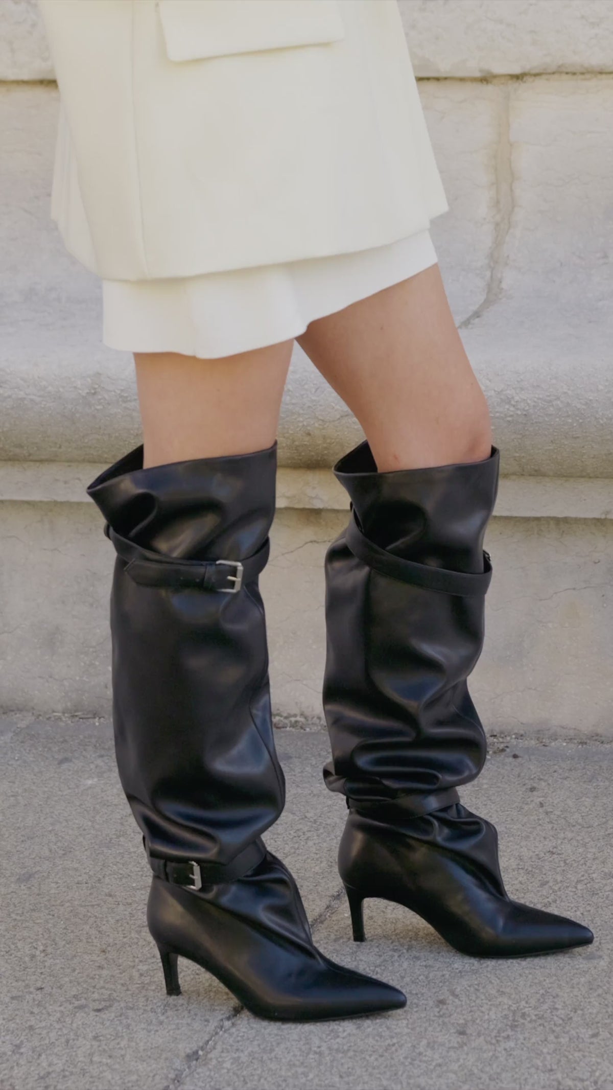 Botte Valentine en mouvement — Cadence